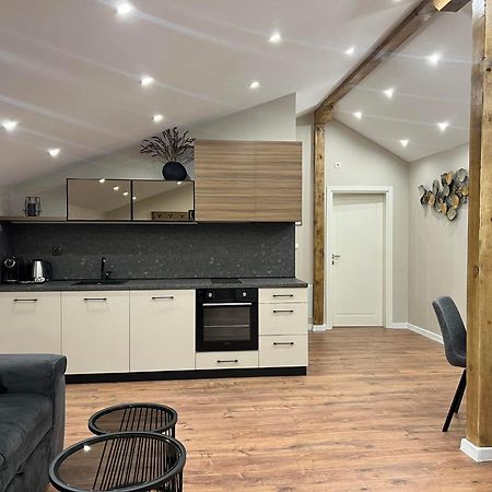 Хотел Vip Apart House Плевна Экстерьер фото